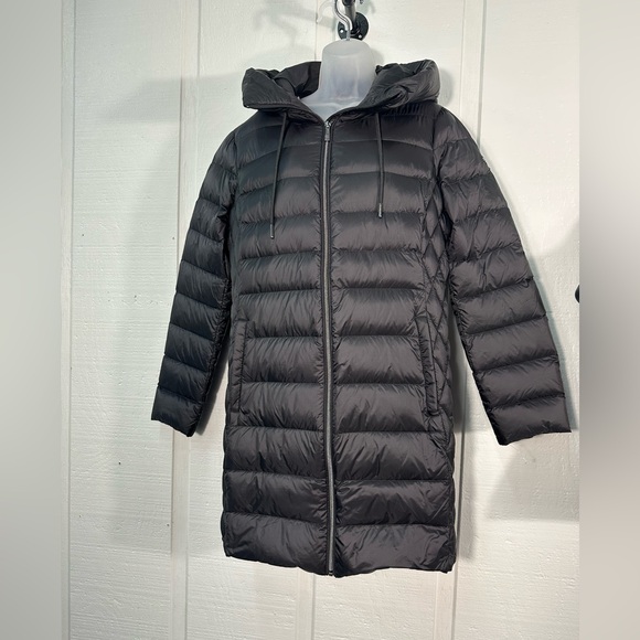 Michael Kors Black Long Packable Down Fill Jacket Size Large NWOT - Picture 1 of 12